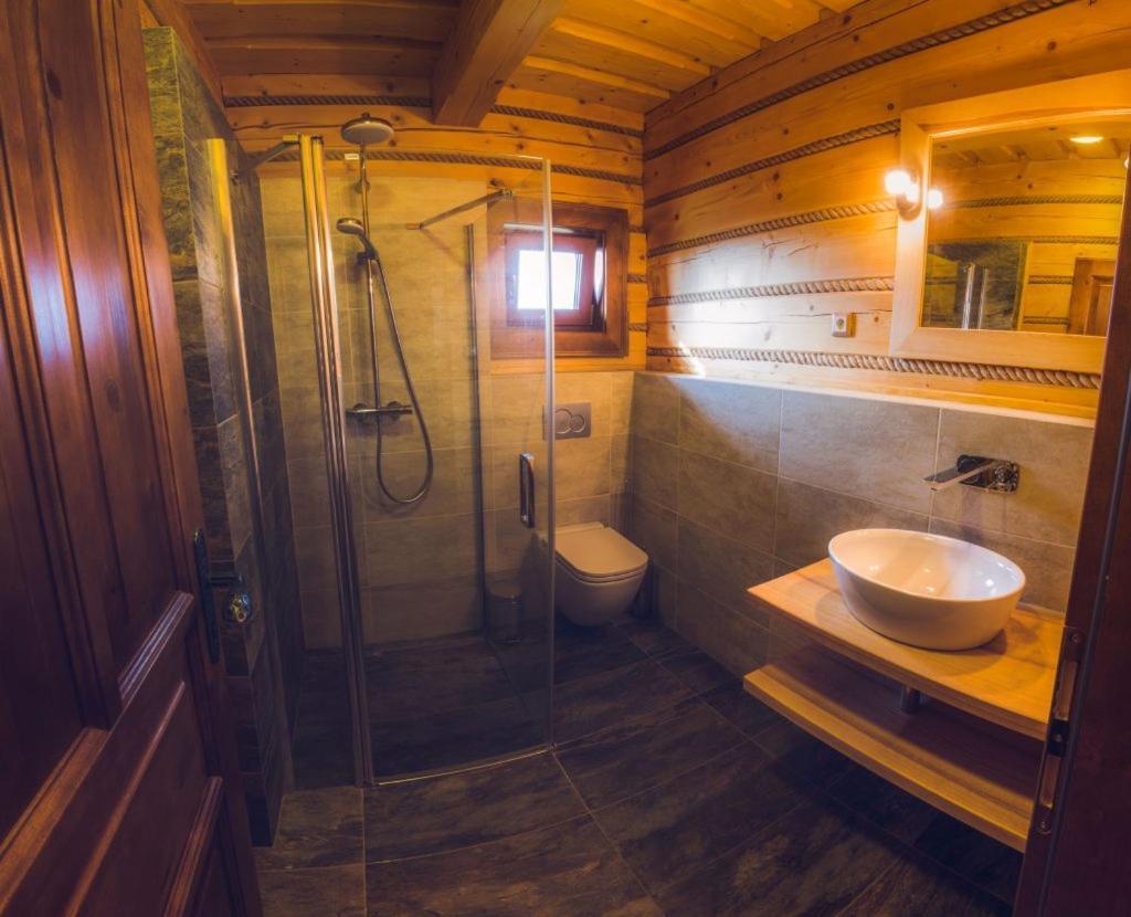Hotel Koliba Holica Huty Esterno foto