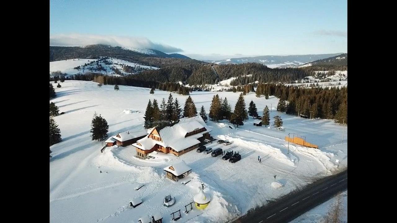 Hotel Koliba Holica Huty Esterno foto